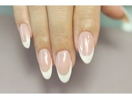 シンプルフレンチネイル