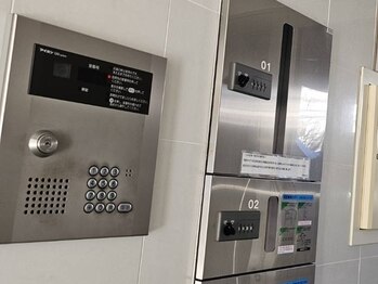 ザ フォーシックスフォー(THE 464)/オートロックです