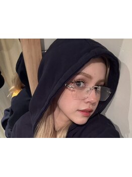 ボリュームのある目元にしたい