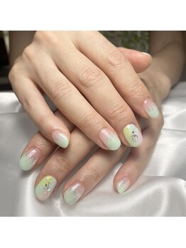 レイヴィー(Raivy)/タイダイ柄ネイル