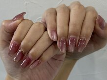 アット(Att)の雰囲気（微粒子マグネットネイル）