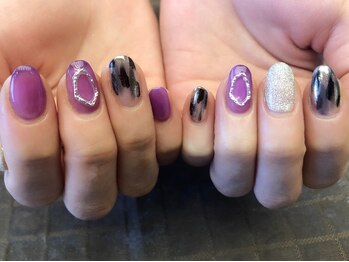 プラハネイル(+HER 美甲)/ミラー×ニュアンス