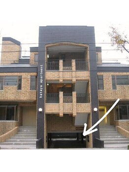 ゲッカ(GEKKA)/駐車場は地下です