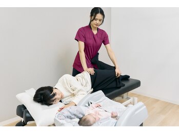 ここから接骨院/産後の施術は当院にお任せ！