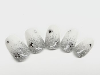 ネイルアンドビューティー サロン リザ(Nail & Beauty Salon LIZA)/ラメキラネイル