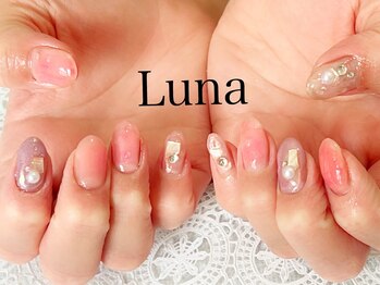 きゅんちゅるネイル