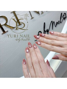 ユリナリタ(YuRi Narita)/