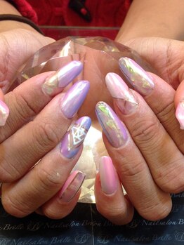 エスフィーネイルサロン ブリーユ(Esfy nailsalon Brille)/オーロラミラーネイル
