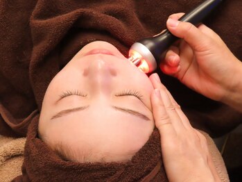 SEC(Shizuoka esthetic company)の写真/【SECたるみ改善メソッド】お顔全体のリフトアップとツヤ肌が同時に叶う施術♪