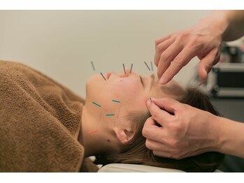 スリジエ 銀座の写真/著名人も通う有名店。美を追求する女性から圧倒的支持◎癒しも美容も叶う★美肌美容鍼 ×ヘッドスパ¥5500