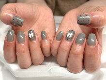 ユム(ym)の雰囲気（爪の大きさに合わせてパーツをお選び頂けます♪）