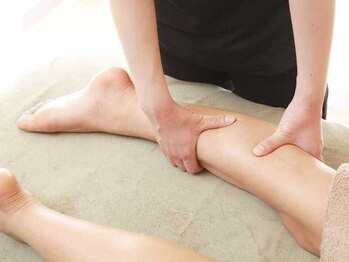 四季リラクゼーション/アロマ足ツボマッサージ