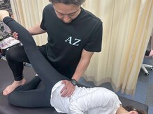 あず整体院 南森町天三/施術風景