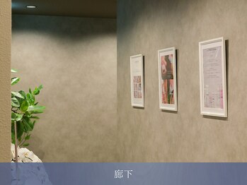 カズキハギワラ(Kazuki Hagiwara)/廊下2