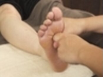 あしカラダ 札幌大通店の写真/【当店人気No1メニュー】全身揉みほぐし＋アジア式（足）