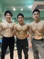 エープラスダイエットジム 札幌(A+dietgym) 仲間たちと一緒にトレーニングをしております！！
