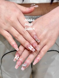 ガーリーネイル　チークネイル