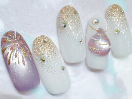 花火ネイル　ヨーヨーネイル
