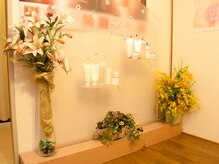 サロンを彩るお花にも注目☆