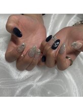 ティニー(Tiny)/お持ち込みネイル