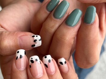 マニス(manis)の写真/時短で贅沢なダブル施術！『フットネイル＆まつげ』のsetクーポンは忙しいあなたにオススメ◎