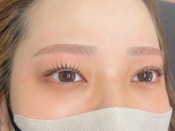 リュンヌ 津店(LUNE)の写真/目元の印象UP☆お客様一人一人の雰囲気や眉毛の状態に合わせたアイブロウwaxが得意!メンズも大歓迎◎
