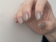 アルナイズネイル(Arnaiz nail)/調合されたこだわりグレーネイル