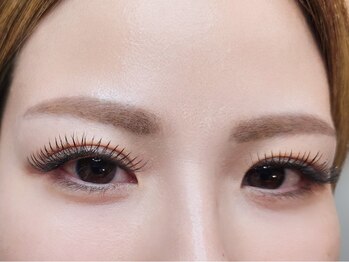 ラッシュズ バイ ルル 江洲店(Lashes by Lulu)の写真/【LEDエクステ導入サロン】専用グルー/ライトで秒速硬化&超持続力を実現!過去マツエクを諦めていた方にも◎