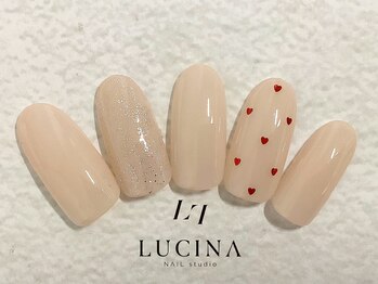 ネイルスタジオ ルキナ(LUCINA)/c-469 大人可愛いハートネイル