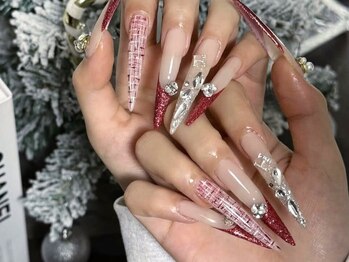 ルピドルジュ(le.pidorge)の写真/【高槻市駅3分】長さ出し1本～OK☆自爪の形や長さのお悩み解消！丁寧なケア付で縦長の美爪が叶う♪