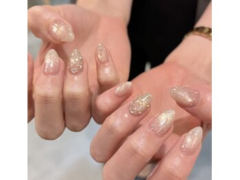 ディー ネイル アイラッシュ ヤバ(DEE nail×eyelash yaba)/b-9 90分アートフリー