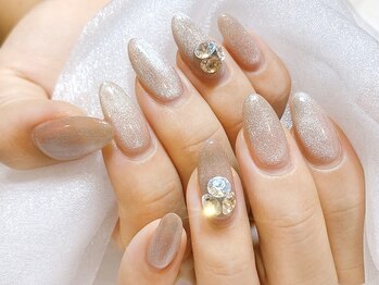 ココネイル 池袋東口店(COCO NAIL)の写真/カラーによって雰囲気が変わるマグネットネイル♪ワンカラーでもとってもかわいいのでおすすめ◎