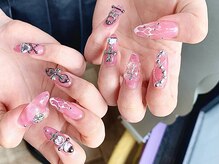 ネイルマフィア 原宿(NAIL MAFIA)/クリア×強めパーツ