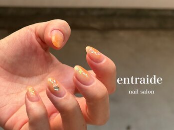 アントレッド(entraide)/韓国風キラキラオレンジネイル