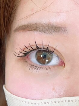 モナ(MoNa)/上まつ毛パーマ