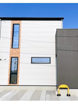 ブランニュー(brand new)/駐車場★