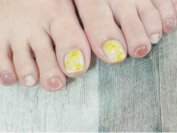 インテグラル 水戸店(integral)の写真/300色以上のカラーやラメから選べるフットジェル/押し花ネイル/春はフットケアで素肌を磨こう♪