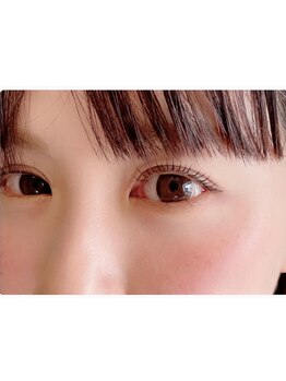 ナチュラル上品な目元にしたい