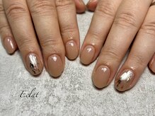 エクラ(Eclat)/上品に煌めくワンポイントネイル