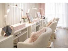 キャンアイドレッシー 日暮里店(Can I Dressy)の雰囲気（リラックスできるネイルサロンです。お席でNetflixも観られます!）