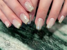 エム(M)/white × gold mirror