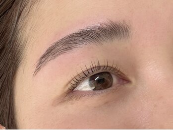 ニーマルイチ(201)/眉毛&まつ毛げパーマ