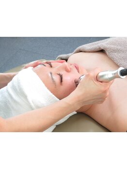 ホウレイ線・たるみ改善！予防ケア