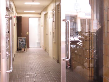 チェムディー 鷹匠店(Chemdy)/