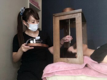 サロン ド キュア(salon de cure)/Salon de Cure