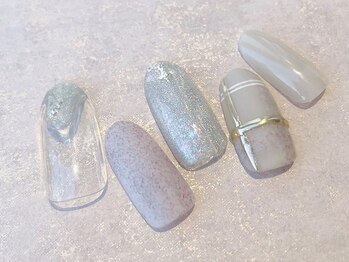 フミ(FMI)/【2022/11月】お好きなアート2本