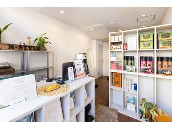 なかじま整骨院 整体院/フロントの様子/所沢/整体