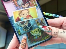 ラズリチタ(Lazulicita)の雰囲気（「推しネイル」や「痛ネイル」でグッズと一緒にパシャリ！）