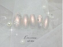 エミュー(Emieux)/結晶ネイル