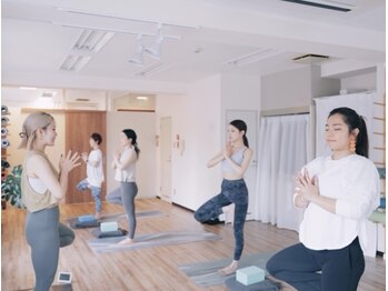ヨガスタジオ ルタ(Yoga Studio rtam)/少人数制グループレッスン